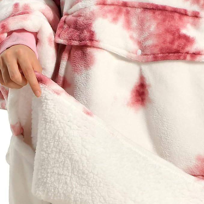 Oversized Sherpa Hooded blanket