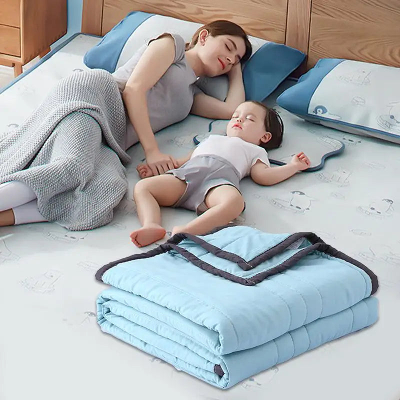 Breathable SNUGWEAR Extra Soft Cooling Blanket